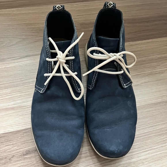 Men’s Ugg Navy Freamon boots - Picture 2 of 6